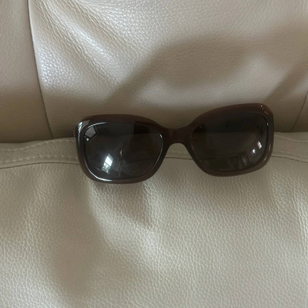 Channel sunglasses - Picture 2 of 4